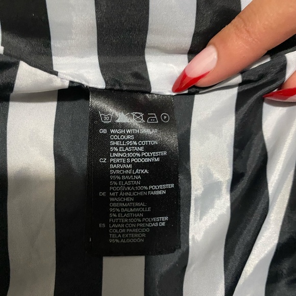 H&M Cropped Blazer - Picture 5 of 6